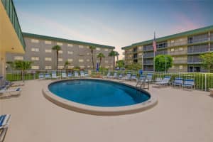 808 SE 7th St 105-B, Deerfield Beach, FL 33441 - MLS#F10514037