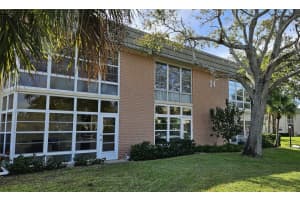 34 Vista Gardens Trl 104, Vero Beach, FL 32962 Sold 08/06/25