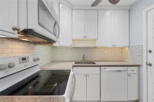 2970 NE 16th Avenue 314, Oakland Park, FL 33334 - MLS#F10514067