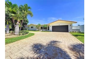 2910 NE 19th St, Pompano Beach, FL 33062 - MLS#F10514079