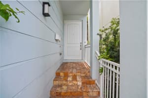 347 Oak St B1, Hollywood, FL 33019 - MLS#F10514086