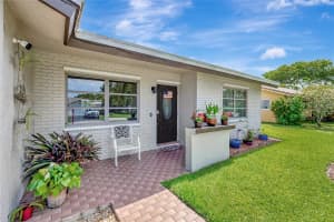 10126 NW 71st St, Tamarac, FL 33321 Sold 10/08/25