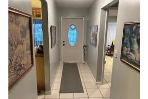 4355 Lucerne Villas Ln, Lake Worth, FL 33467 Sold 11/17/25