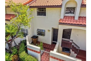 409 Republic Ct 409, Deerfield Beach, FL 33442 - MLS#F10514108