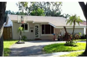 6531 Harding St, Hollywood