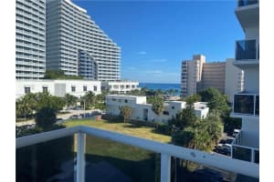 336 N Birch Rd 6-b, Fort Lauderdale