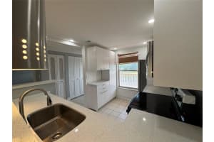 6000 NW 64th Ave 211, Fort Lauderdale, FL 33319 - MLS#F10514122