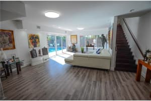 1643 NE 8th Ave, Fort Lauderdale, FL 33305 - MLS#F10514142
