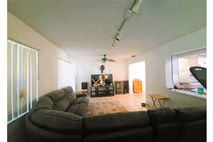 5804 NW 70th Ave, Tamarac, FL 33321 Sold 09/22/25