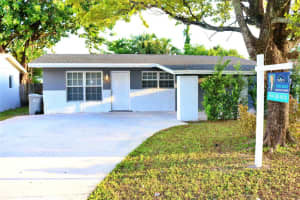 2724 NW 2nd St, Pompano Beach, FL 33069 Sold 11/14/25