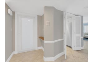 3050 NE 47th Ct 204, Fort Lauderdale, FL 33308 Sold 12/12/25