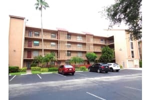 7320 Lake Circle Drive, Margate, FL 33063 - MLS#F10514198