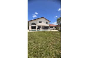 1855 Sw 101st Ave, Davie