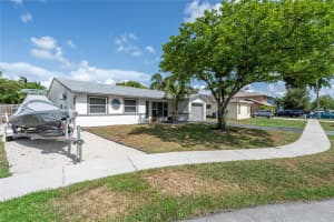 4360 NW 116th Ave, Sunrise, FL 33323 Sold 10/22/25