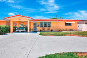 8501 NW 11th Ct, Pembroke Pines, FL 33024 Sold 10/15/25