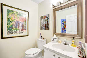 9117 Vineyard Lake Dr, Plantation, FL 33324 Sold 09/09/25