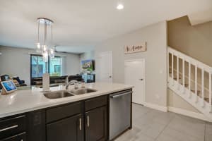 4228 N Dixie Hwy 103, Oakland Park, FL 33334 Sold 10/16/25