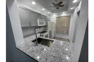 2339 SW 15th St 18, Deerfield Beach, FL 33442 - MLS#F10514343