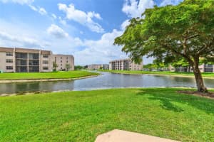 10304 Sunrise Lakes Blvd 106, Sunrise, FL 33322 - MLS#F10514351
