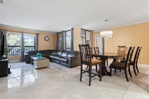 4156 Carambola Cir S 2154, Coconut Creek, FL 33066 - MLS#F10514363
