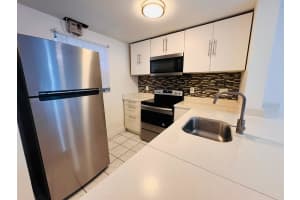 2800 NW 56th Ave D104, Lauderhill, FL 33313 - MLS#F10514374