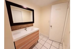 2800 NW 56th Ave D104, Lauderhill, FL 33313 - MLS#F10514374