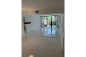 16300 Golf Club Rd 114, Weston, FL 33326 - MLS#F10514388