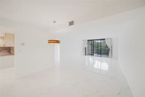 16300 Golf Club Rd 114, Weston, FL 33326 - MLS#F10514390