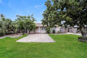 2903 Apalachee Rd, West Palm Beach, FL 33406 - MLS#F10514395