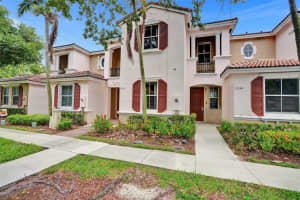 2242 NE 42nd Ave 2242, Homestead, FL 33033 - MLS#F10514412