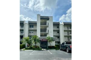 9311 Orange Grove Dr 204, Davie