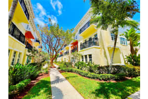 621 1st Avenue, Pompano Beach, FL 33060 - MLS#F10514485