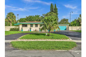 1 SW 58th Ave, Plantation, FL 33317 Sold 09/05/25
