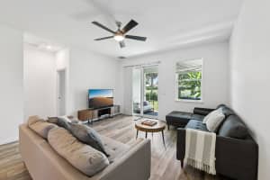 1910 Harding Street, Lake Worth Beach, FL 33460 - MLS#F10514522