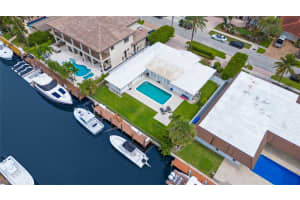 2670 NE 47th St, Lighthouse Point, FL 33064 - MLS#F10514525