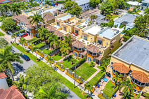 913 Ne 17th Way *, Fort Lauderdale