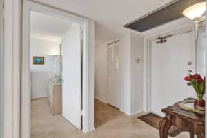 9340 Lagoon Pl 309, Davie, FL 33324 Sold 09/30/25