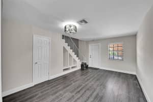 905 NE 28th St 202, Wilton Manors, FL 33334 Sold 09/29/25