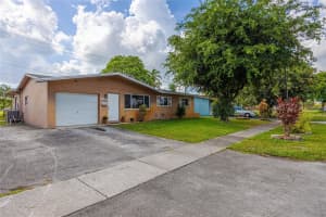 511 N 65th Ave, Hollywood, FL 33024 Sold 11/10/25