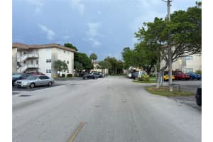 5111 Oakland Park Boulevard, Lauderdale Lakes, FL 33313 - MLS#F10514645