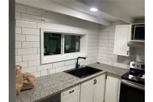 4242 SW 49th Ct 4242, Dania Beach, FL 33314 - MLS#F10514649