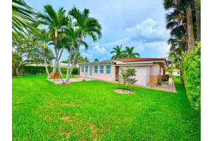 307 Bamboo Rd, Palm Beach Shores, FL 33404 Sold 09/11/25
