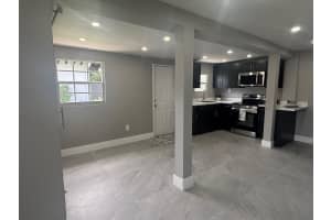 MLS# F10514673, North Miami, Florida 33168
