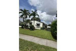 1620 N 71st Ter, Hollywood