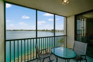 113 Lake Emerald Dr 404, Oakland Park