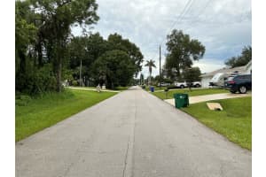 737 Rolling Hill Dr, Sebastian, FL 32958 - MLS#F10514718