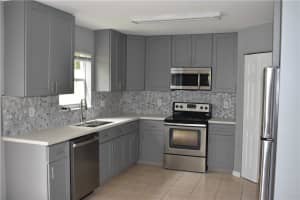 1199 Imperial Lake Rd, West Palm Beach, FL 33413 - MLS#F10514750