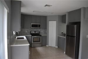 1199 Imperial Lake Rd, West Palm Beach, FL 33413 - MLS#F10514750