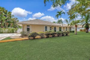 2730 NW 105th Ter, Coral Springs, FL 33065 - MLS#F10514759