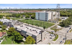 5100 SW 41st St 321, Pembroke Park, FL 33023 - MLS#F10514805
